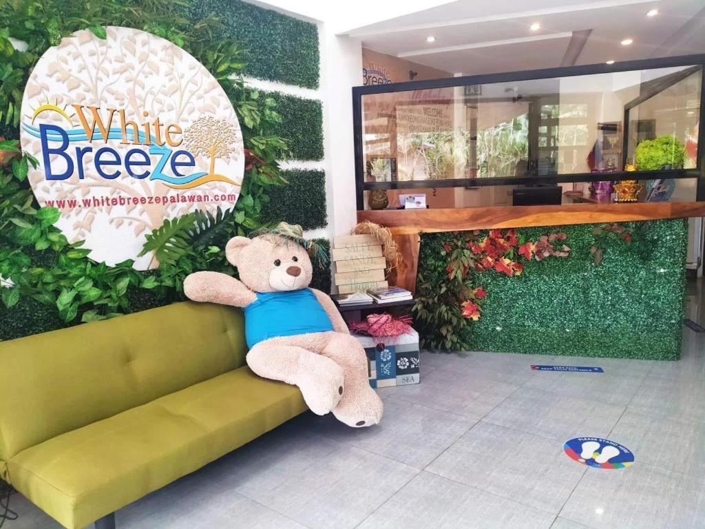 White Breeze Palawan Boutique Hotel Puerto Princesa Exterior photo